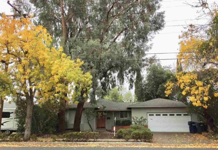 1066 Madison Ave., Livermore