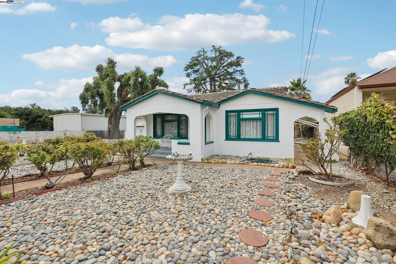 11768 Main St, Sunol